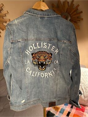 Hollister California Light Blue Distressed Embroidered Tiger Logo Denim Jacket
